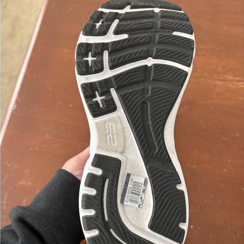 Brooks Women's Black Adrenaline GTS 23 - Picture 4 of 16